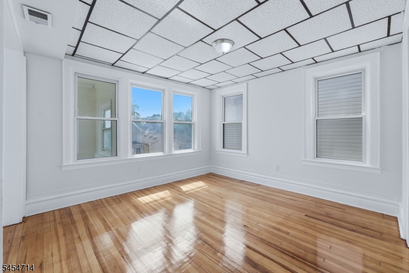 250 Elmwood Ave Property Photo 17