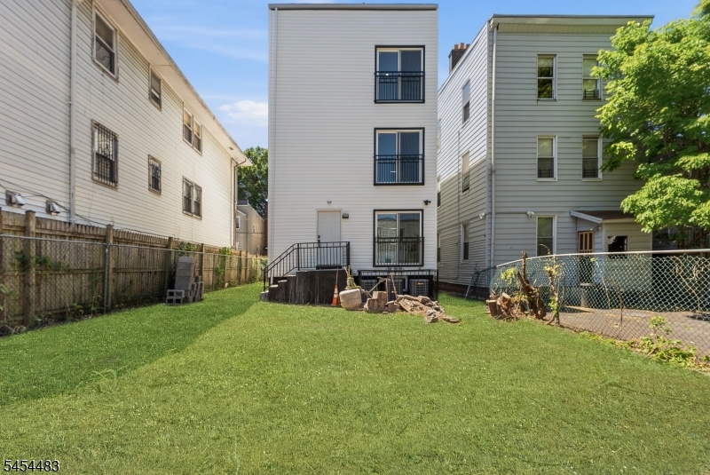 28 Grove Ter Property Photo 46
