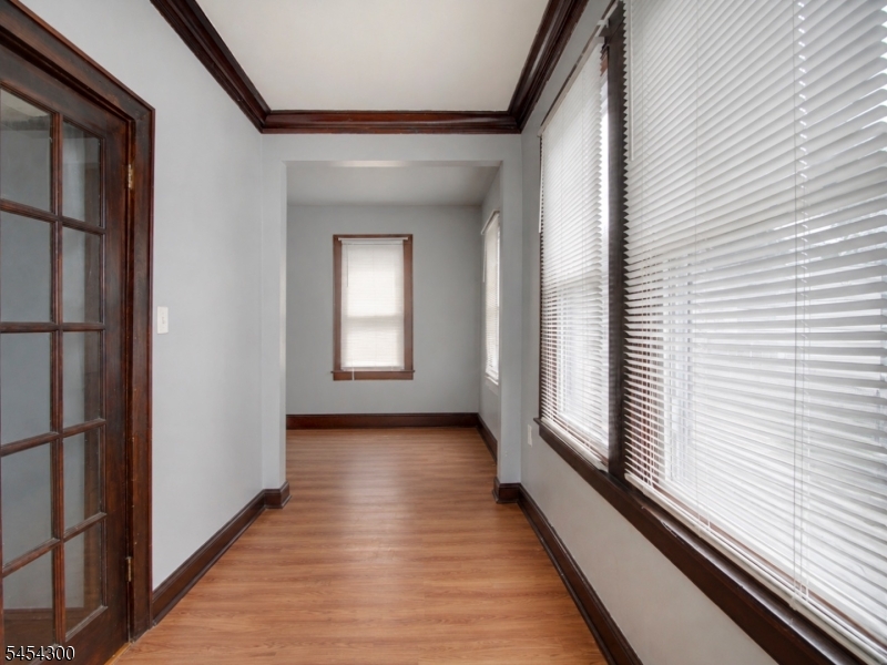 42 Tichenor Ter Property Photo 6