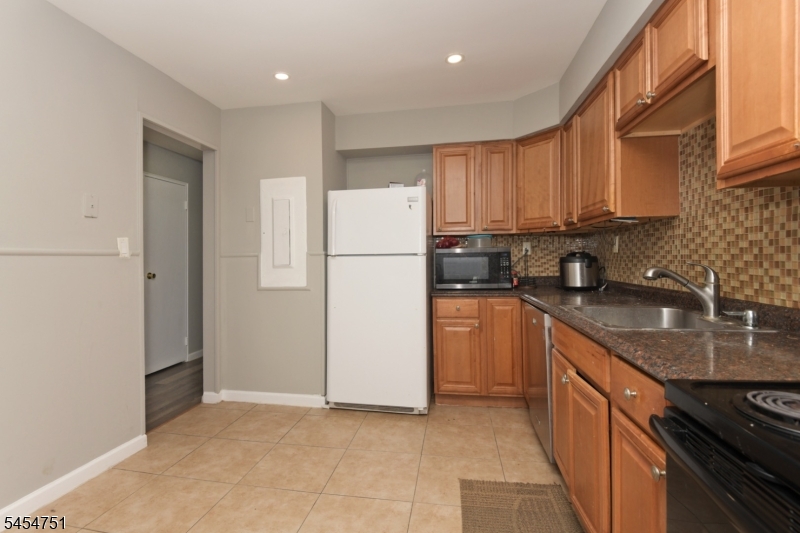 808 Eves Dr 1a Property Photo 10
