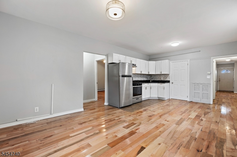 224 Macarthur Ave Property Photo 6