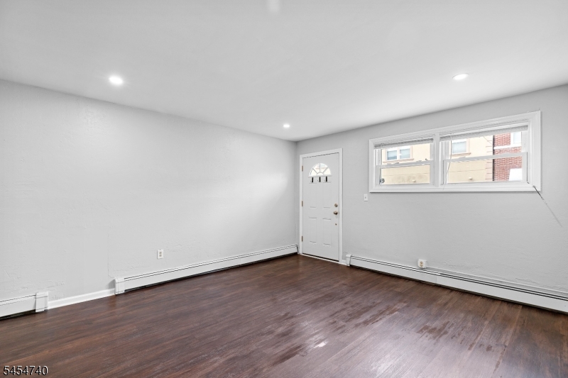 224 Macarthur Ave Property Photo 25