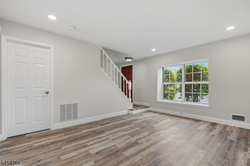 162 Mcnair Ct Property Photo 13