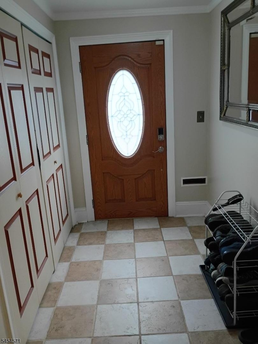 126 Virginia St Property Photo 4