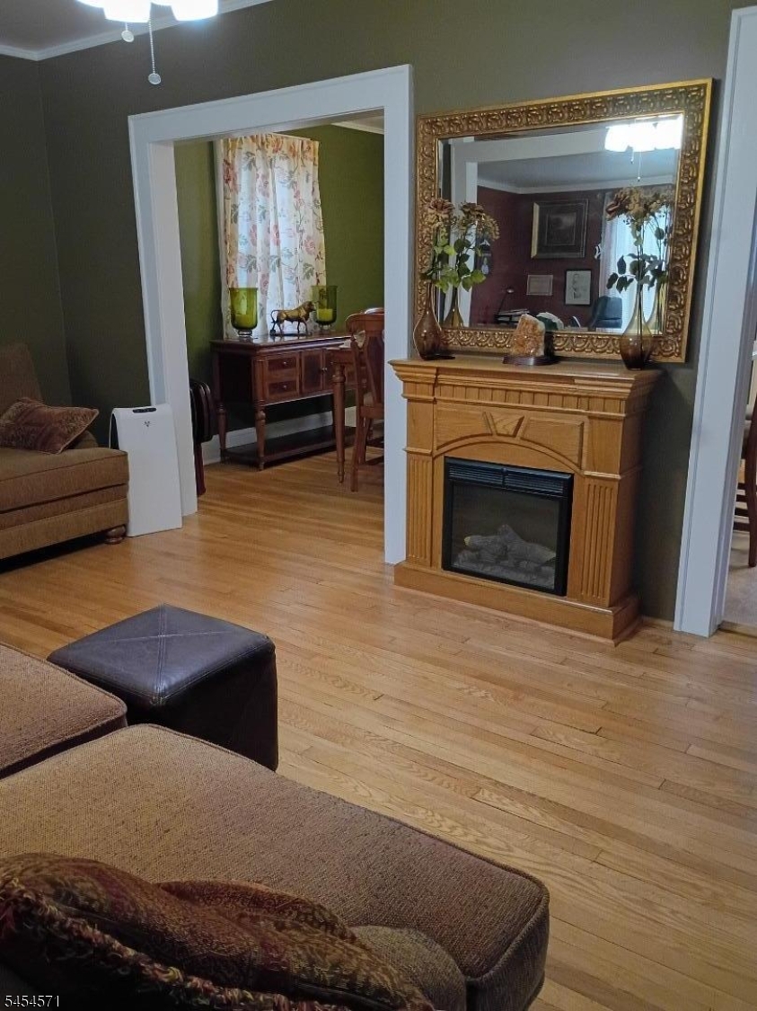 126 Virginia St Property Photo 7
