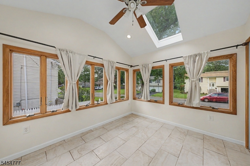 41 Montclair Ave Property Photo 5