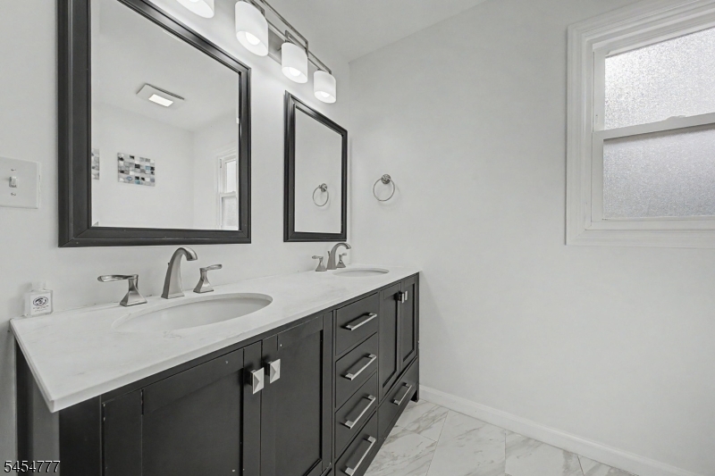 41 Montclair Ave Property Photo 11