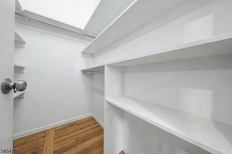 41 Montclair Ave Property Photo 16