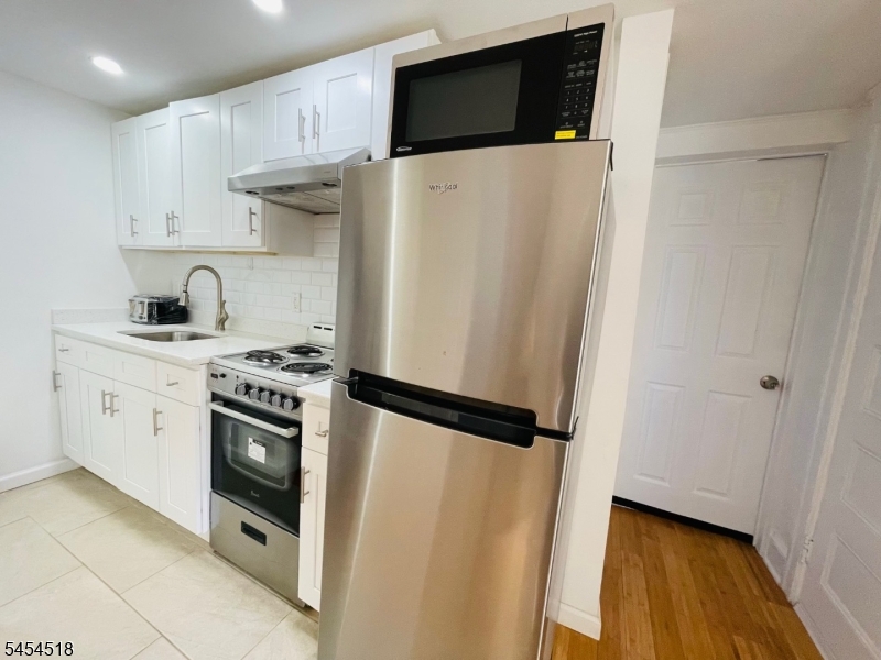 169 Hillside Ave 3 Property Photo 5