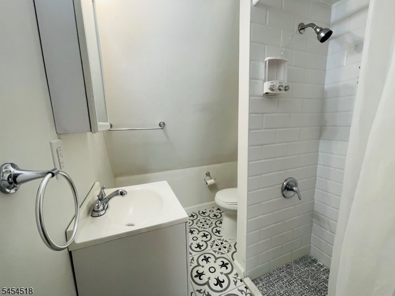 169 Hillside Ave 3 Property Photo 6