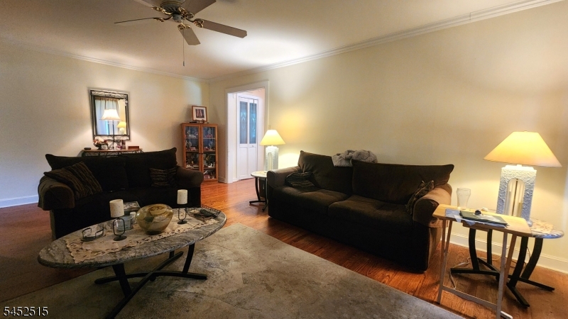 16 Lloyd Ave Property Photo 7