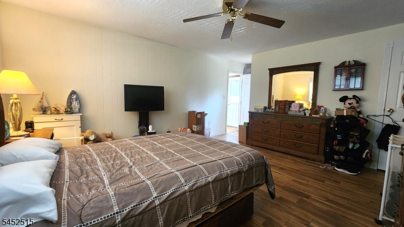 16 Lloyd Ave Property Photo 22