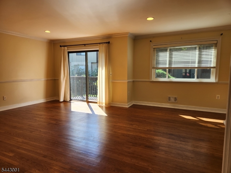 38 Park St 24e E Property Photo 10
