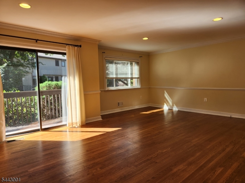 38 Park St 24e E Property Photo 11