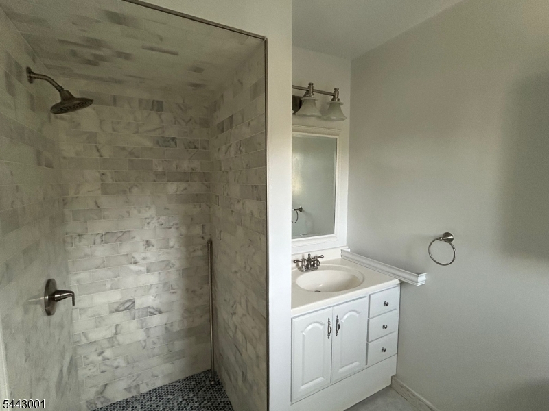 38 Park St 24e E Property Photo 16