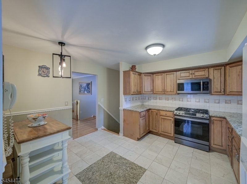 548 Garretson Rd Property Photo 12
