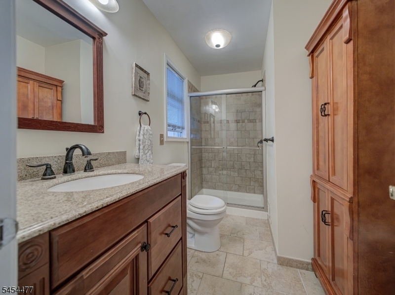 548 Garretson Rd Property Photo 17