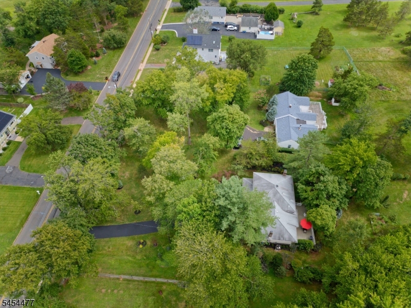 548 Garretson Rd Property Photo 41