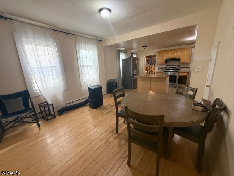 834 Rebecca Pl Property Photo 7