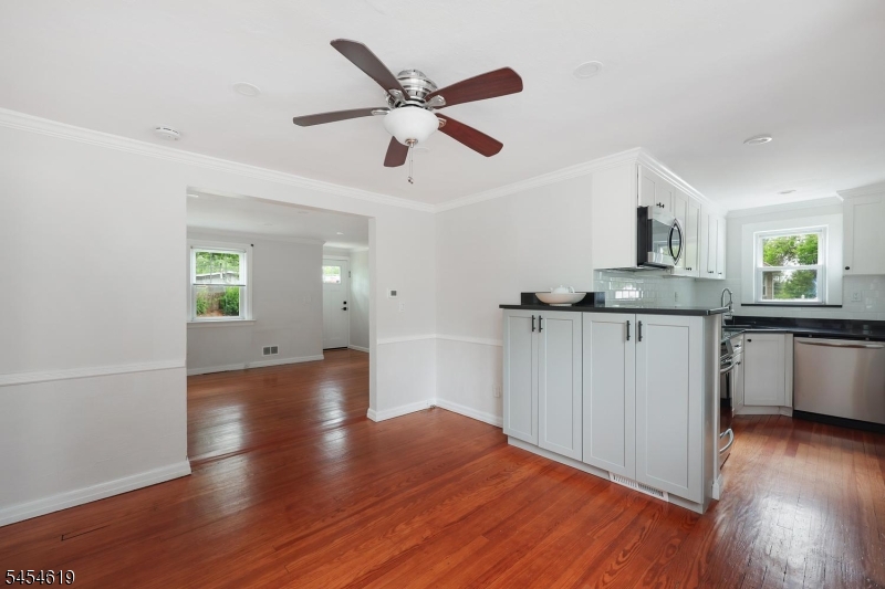 21 Old South Ave 1 Property Photo 8