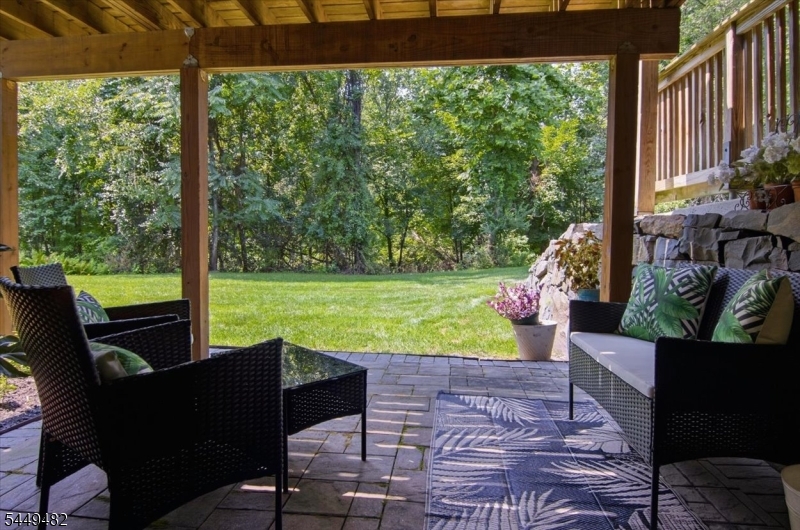 153 Rock Rd Property Photo 34