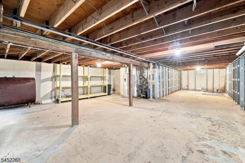120 Main St Property Photo 32