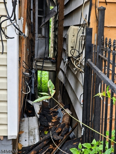 92 Garside St Property Photo 4