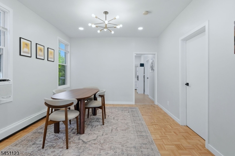 42 Lawrence St Property Photo 8