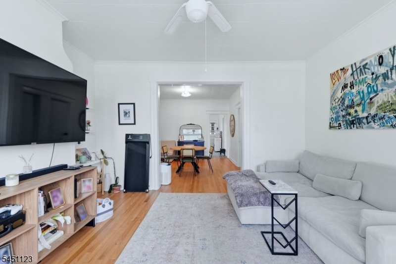 42 Lawrence St Property Photo 22