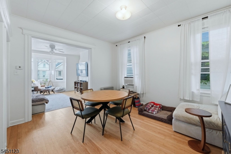 42 Lawrence St Property Photo 29