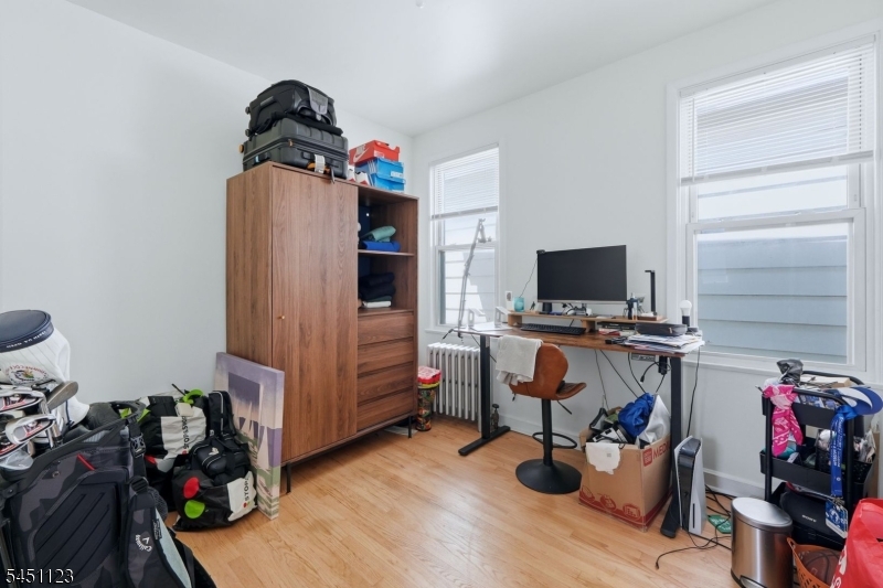 42 Lawrence St Property Photo 35