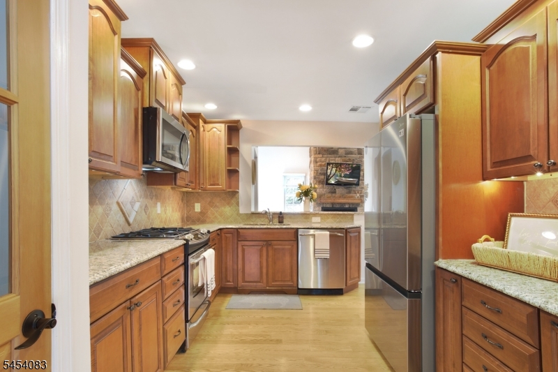 9 Brookdale Rd Property Photo 9