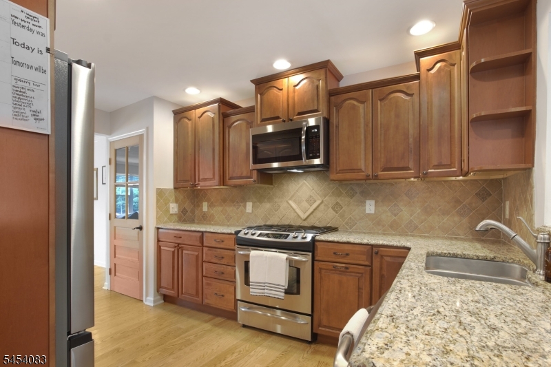 9 Brookdale Rd Property Photo 10