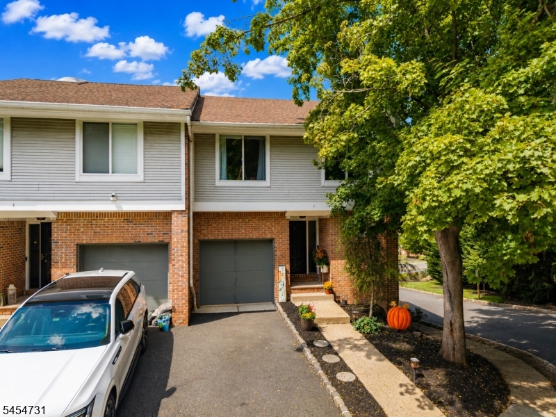 1 Mt Vernon Square Property Photo 1