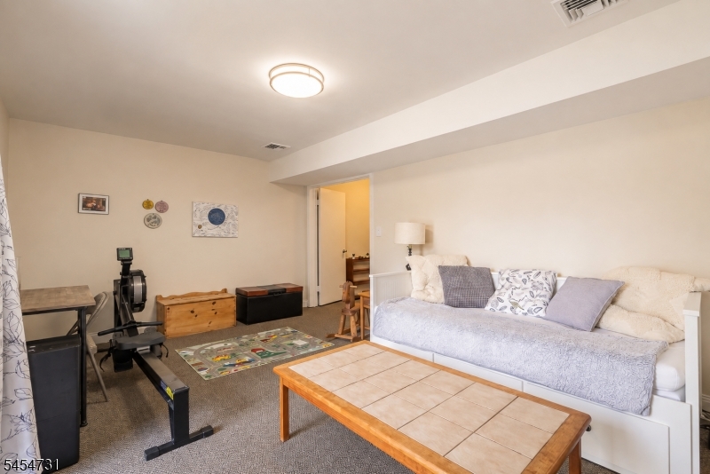 1 Mt Vernon Square Property Photo 22