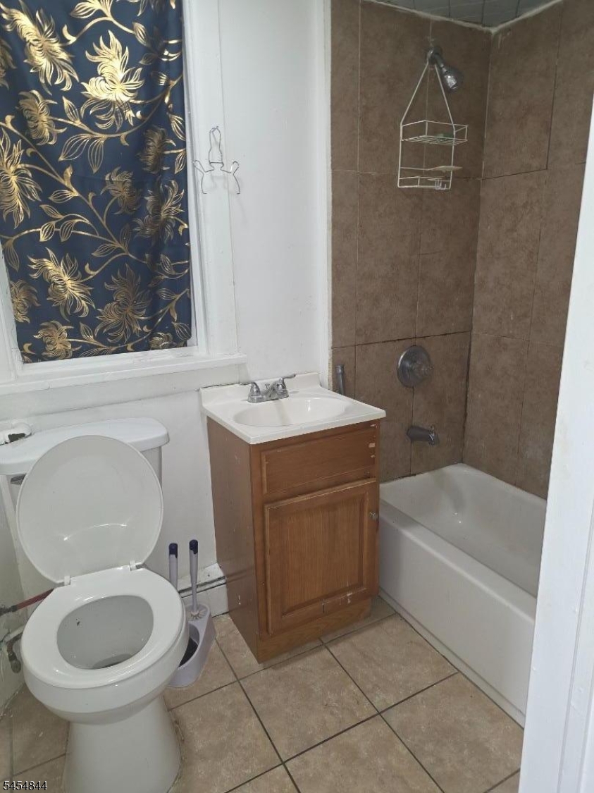 521 Summer St Property Photo 13