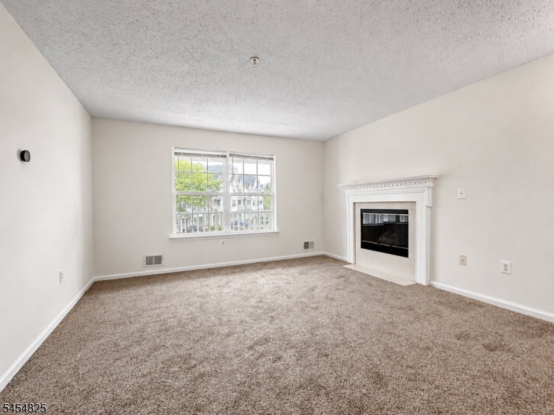151 Prestwick Way Property Photo 8