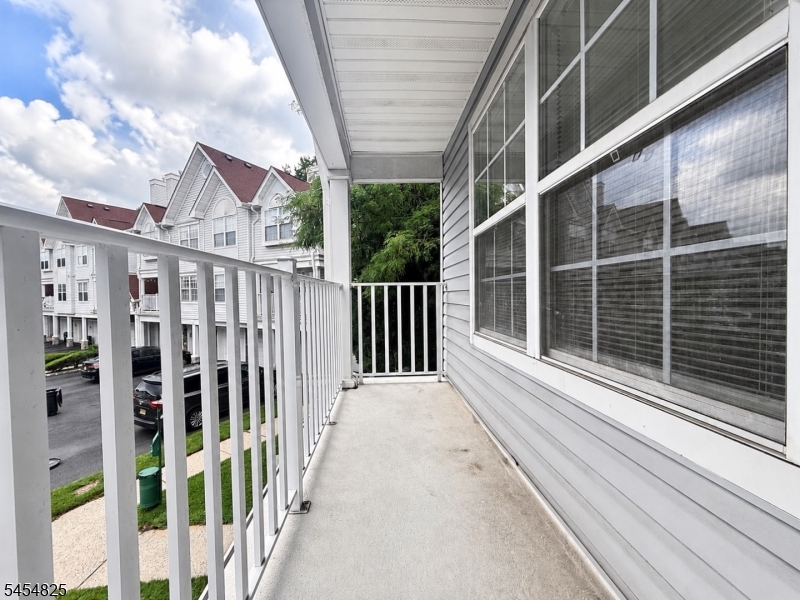 151 Prestwick Way Property Photo 11