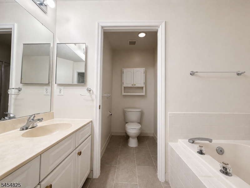 151 Prestwick Way Property Photo 17