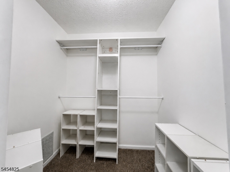151 Prestwick Way Property Photo 19