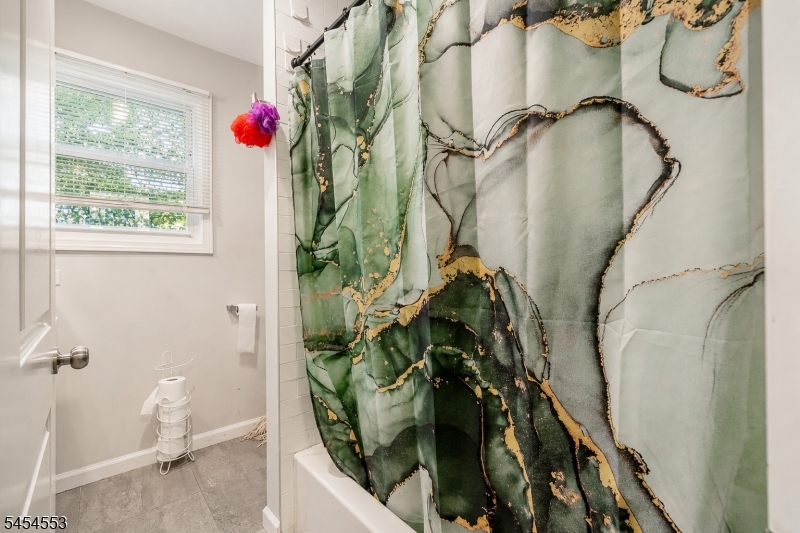 52 Thomas St Property Photo 10