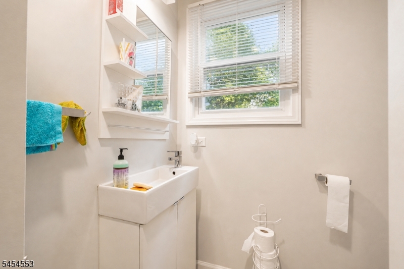 52 Thomas St Property Photo 11