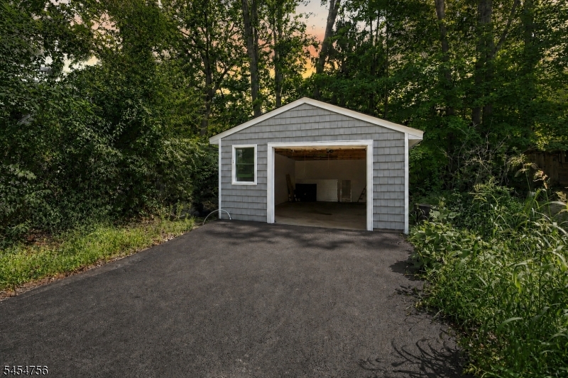 115 Wildwood Rd Property Photo 16