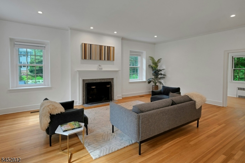 158 Bellevue Avenue Property Photo 6