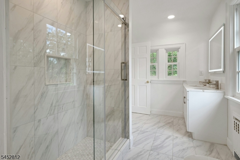 158 Bellevue Avenue Property Photo 32