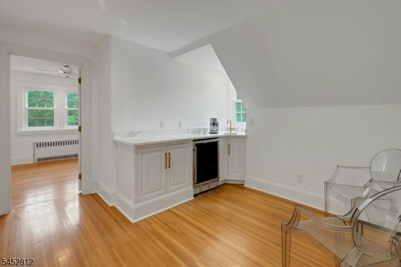 158 Bellevue Avenue Property Photo 33