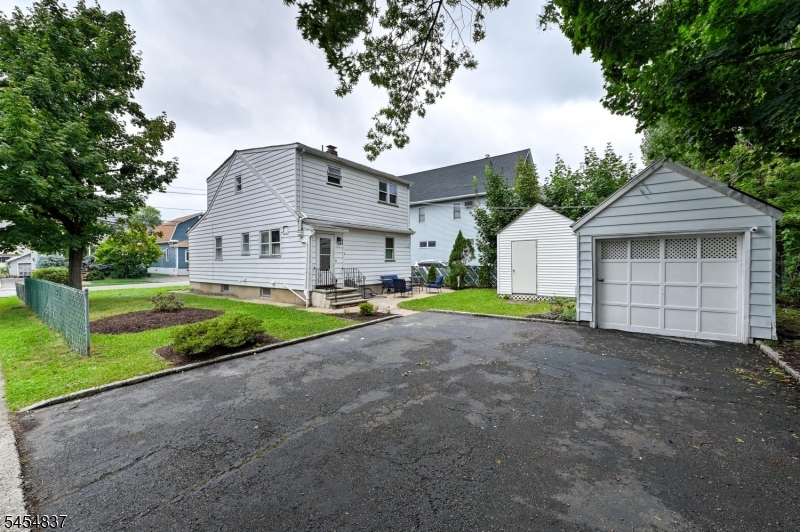 80 Brookline Ave Property Photo 15