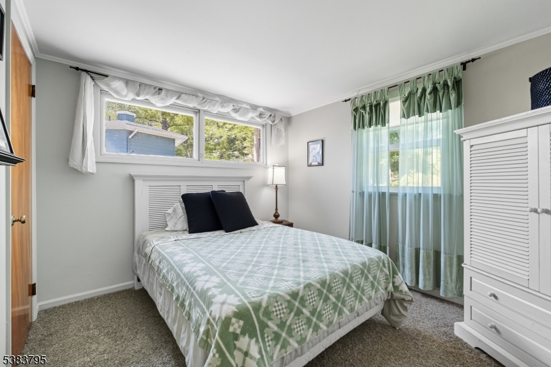 9 Golfview Ter Property Photo 32