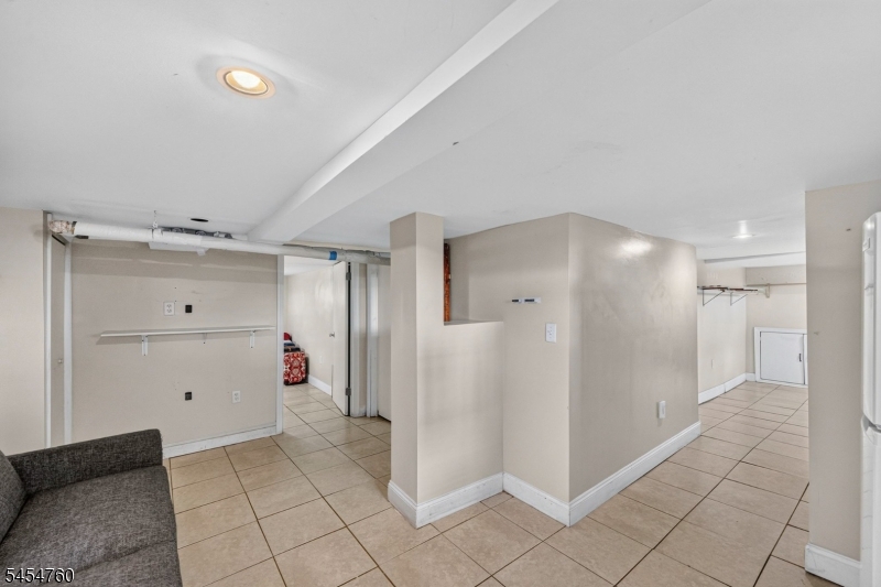 45 Main Ter Property Photo 17