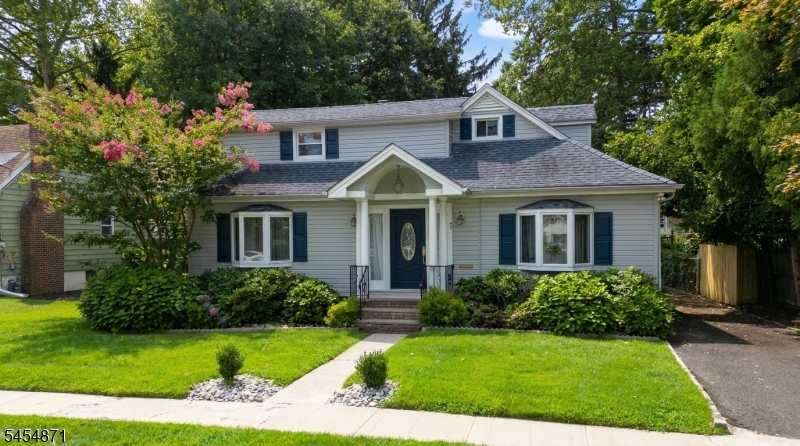45 Brook St Property Photo 1